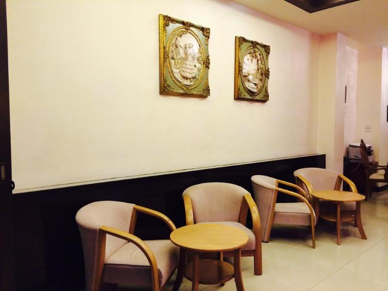 Enjoy'S Beach House & Cafe' Ban Karon 外观 照片