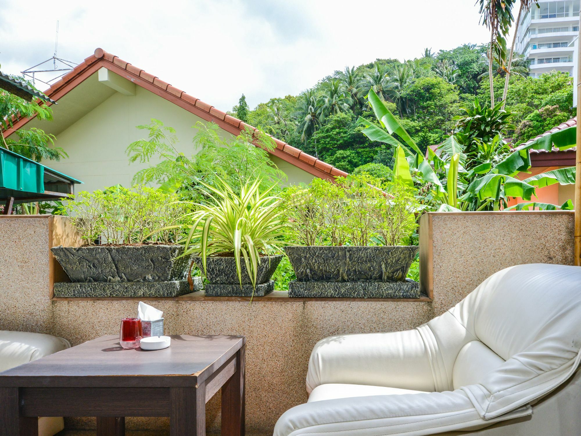 Enjoy'S Beach House & Cafe' Ban Karon 外观 照片