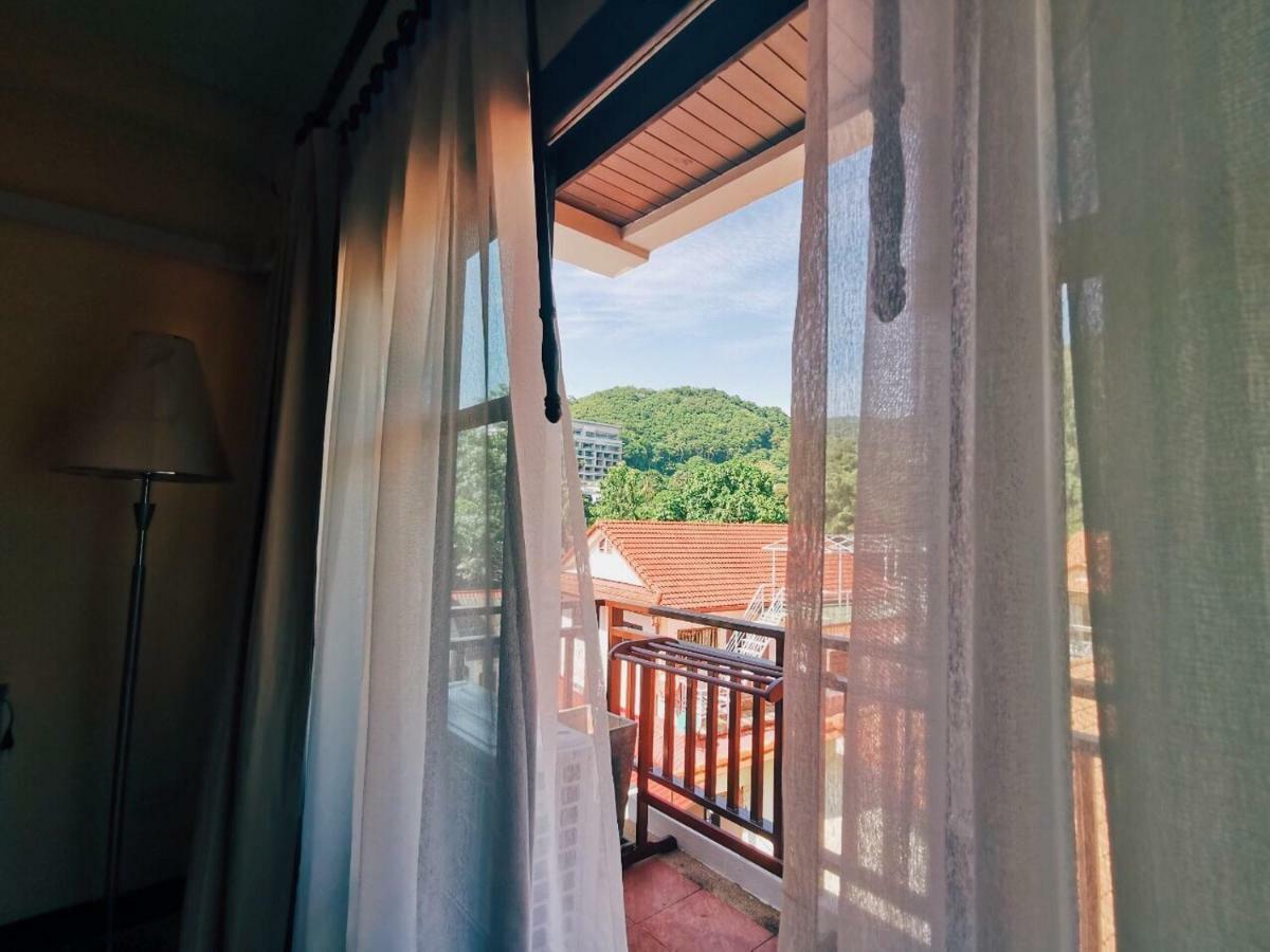 Enjoy'S Beach House & Cafe' Ban Karon 外观 照片